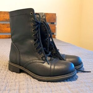 NWT Mossimo Faux Leather Combat Boots Sz 8.5